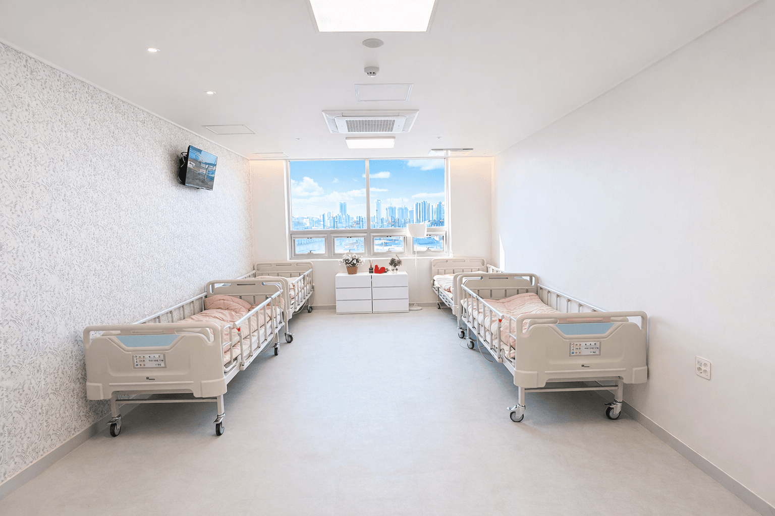 행복한요양원 4인실